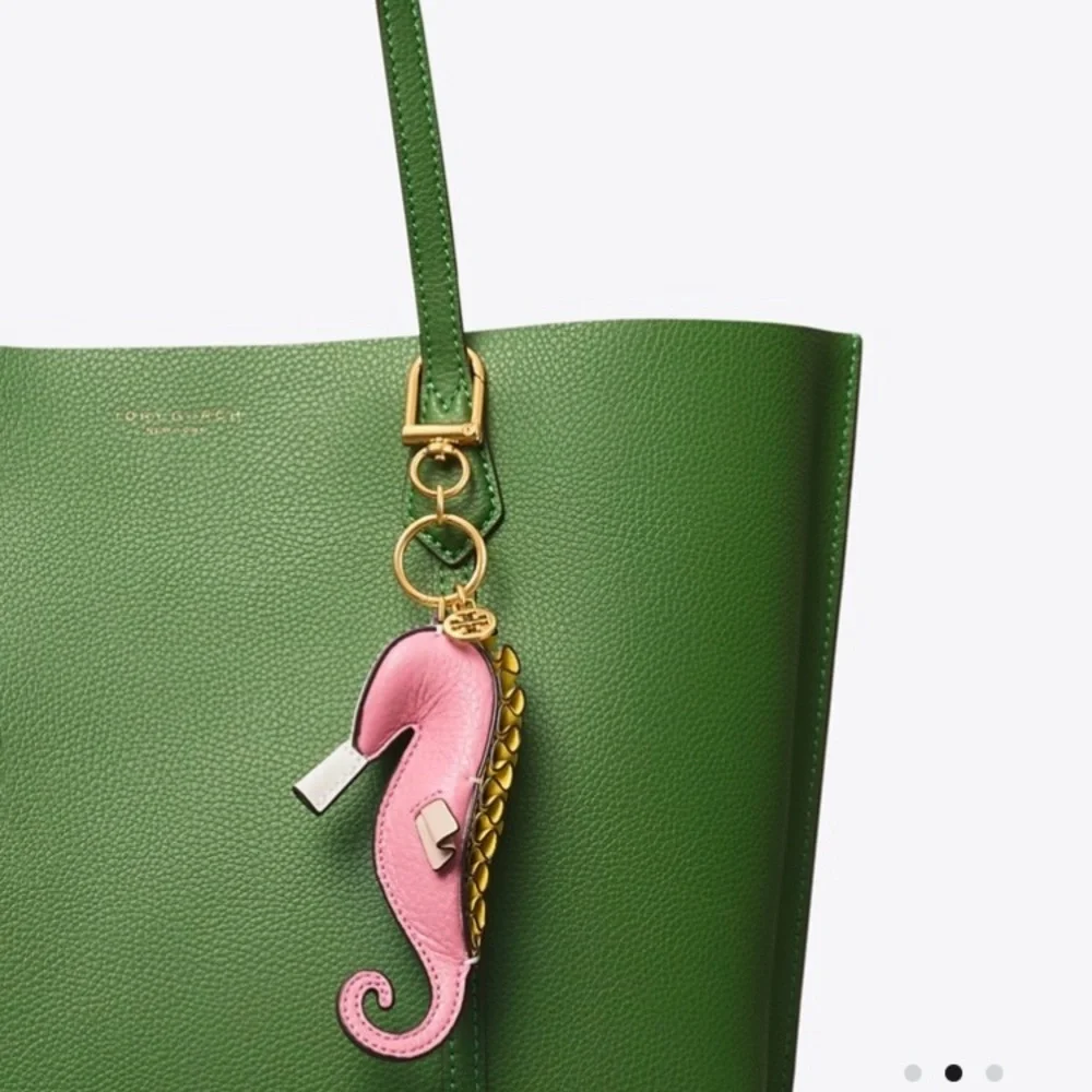 Tory Burch ORIGAMI SEAHORSE KEY RING